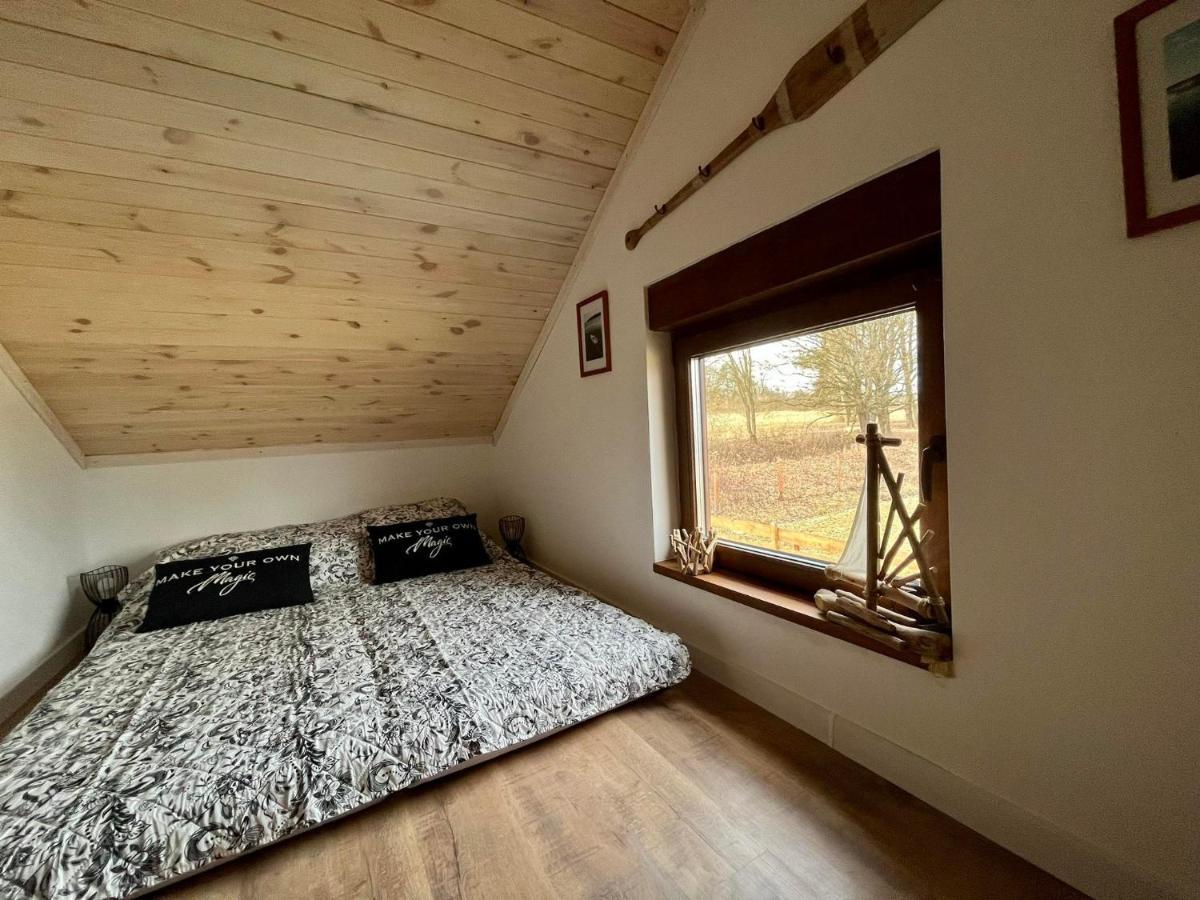 Zielona Chatka Nad Sapina Pozezdrze Ngoại thất bức ảnh