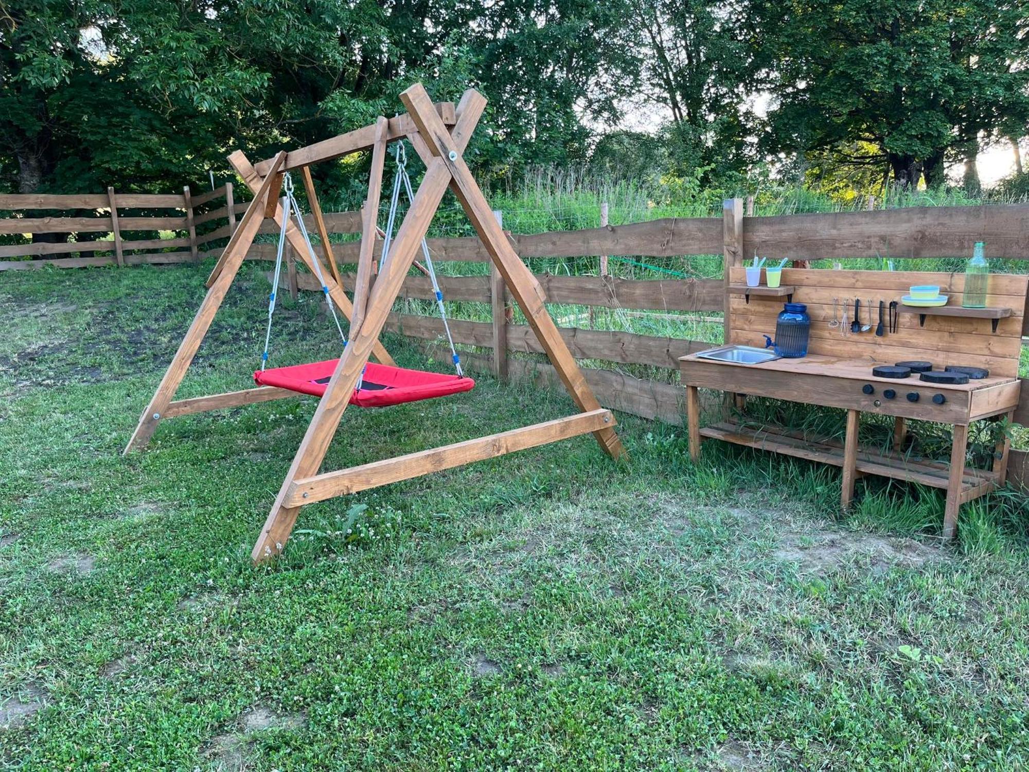 Zielona Chatka Nad Sapina Pozezdrze Ngoại thất bức ảnh